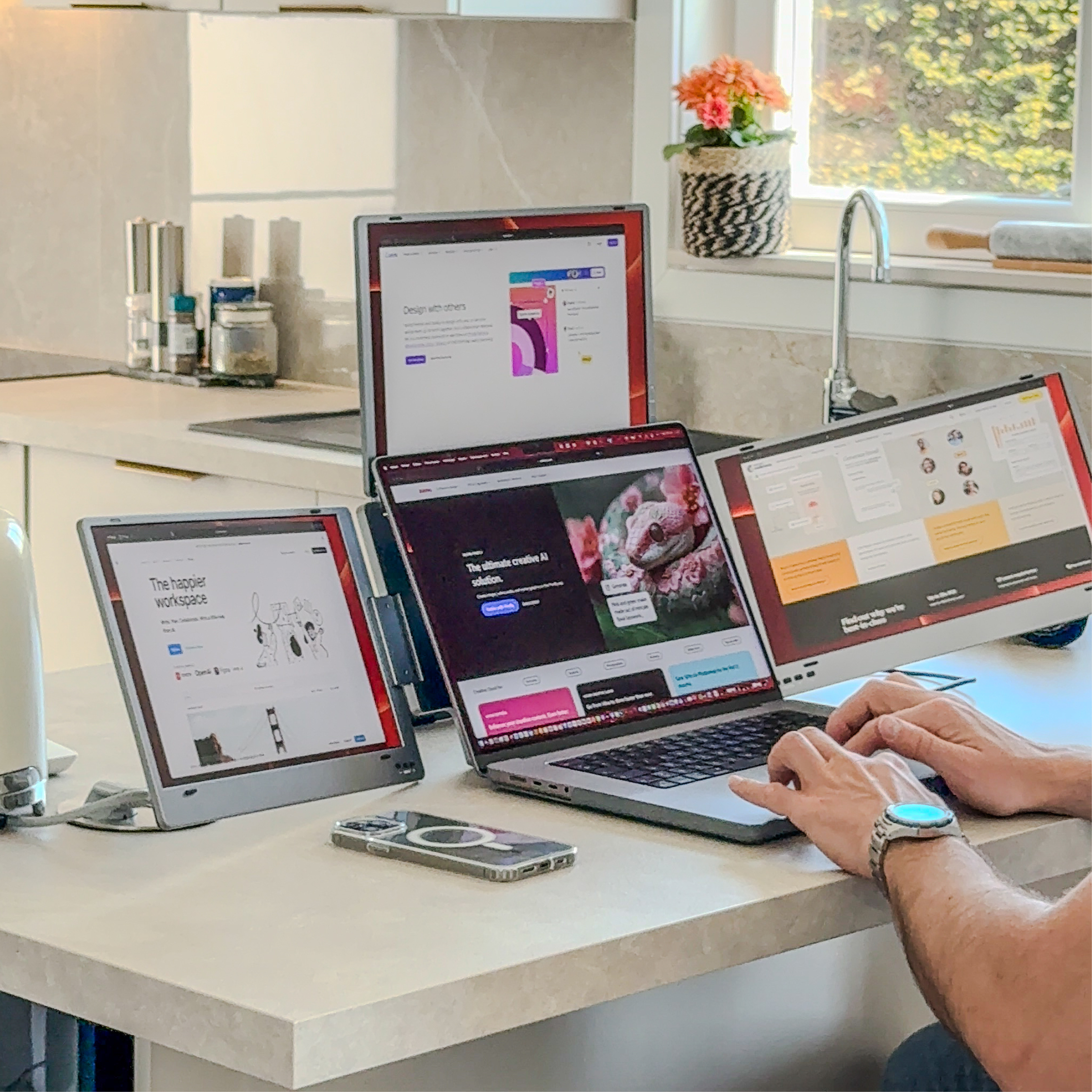 Aura Triple Boost Pro Gen 2: USB-C Portable 14-inch Full HD Monitor