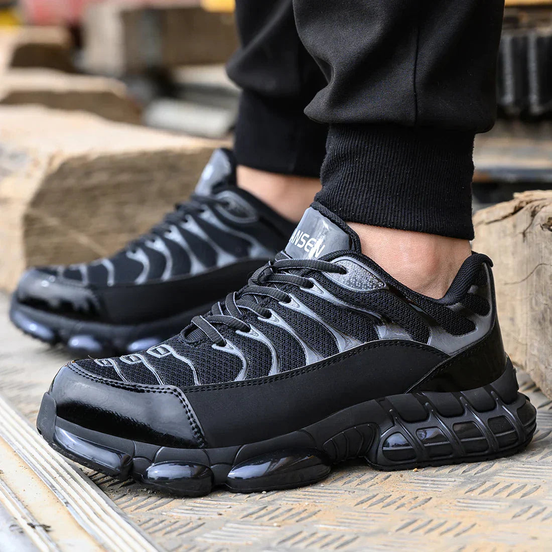 New Safety Indestructible Shoes Anti-Smash Anti-Puncture Work Shoes